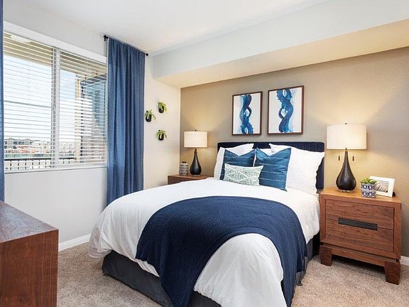 4th image of 703 E Meehan St #1104