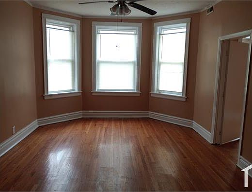 3rd image of 4938 W Washington Blvd APT 2