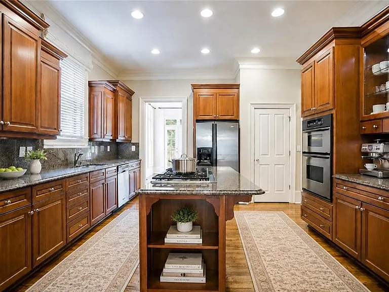 614 Timm Valley Rd NE #B — Photo 9