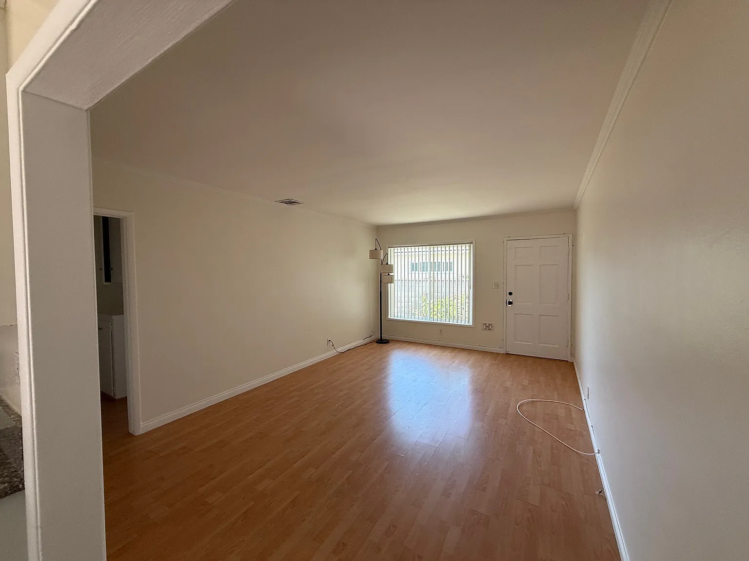 1 bed, 640 sqft, $2,200 — Photo 3