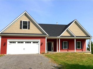 7224 Slocum Rd, Ontario, NY 14519