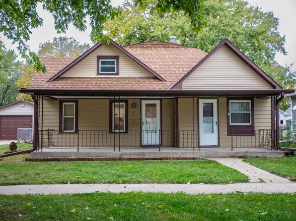 612 S Denver Ave, Hastings, NE 68901
