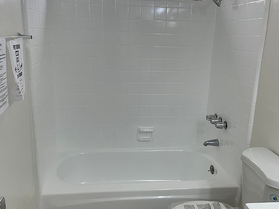 5th image of 15150 Parthenia St #72
