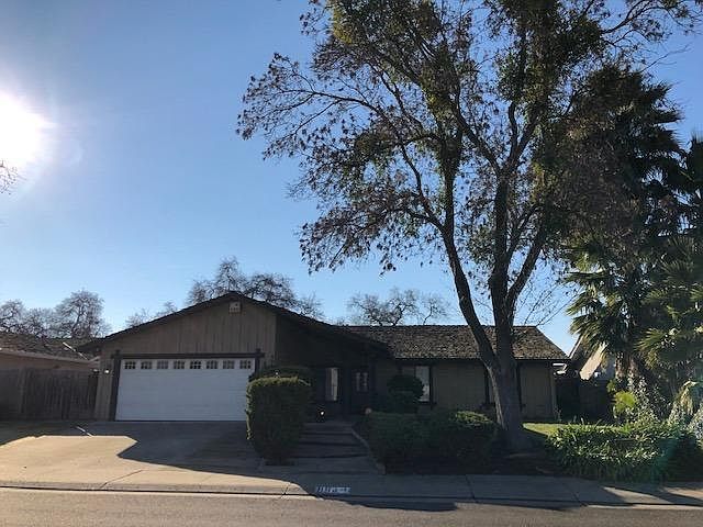 1st image of 994 Graywood Cir