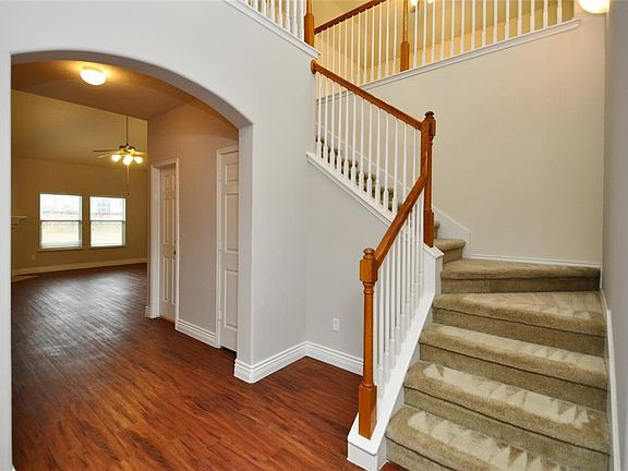 3rd image of 18102 Brightwood Park Ln