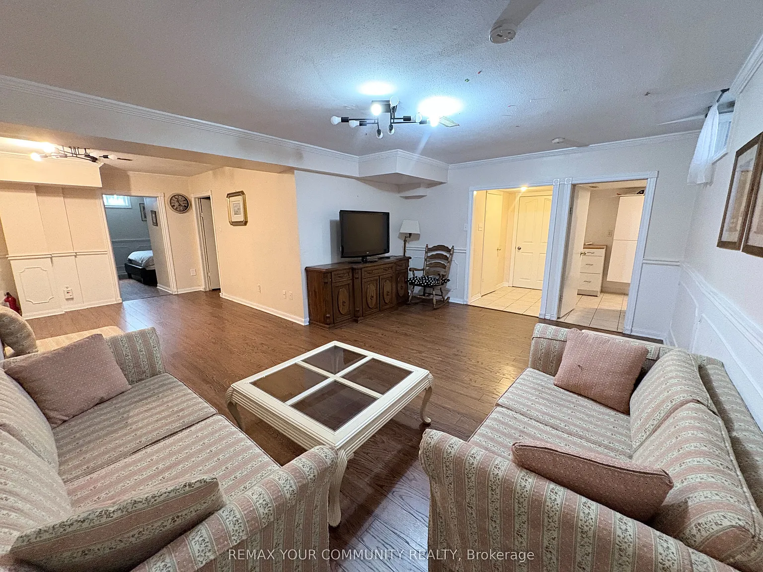 2 bed, $2,000 — Photo 2