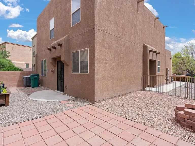 2419 Pelizzano Dr SE — Photo 10