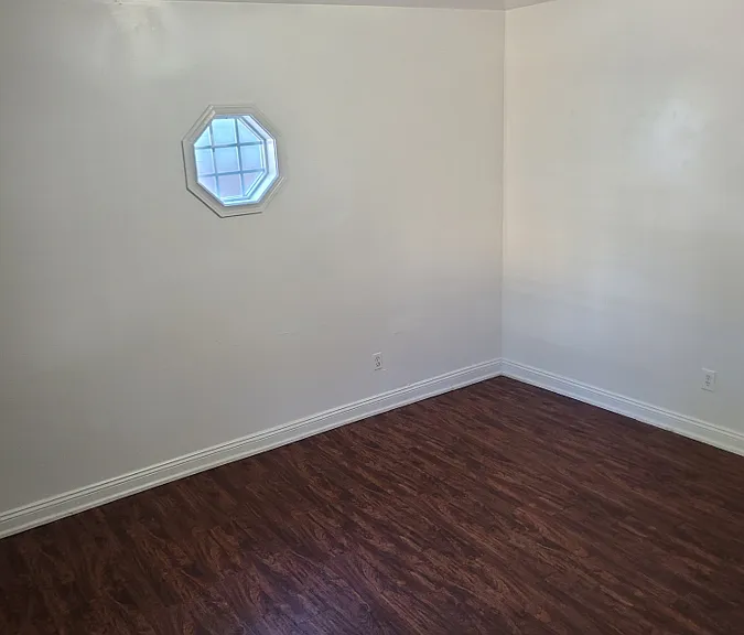 144 Spring St — Photo 3