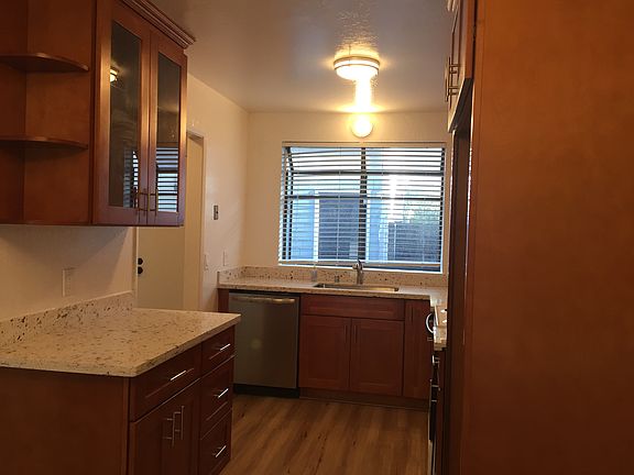 3rd image of 410 Barnegat Ln #27