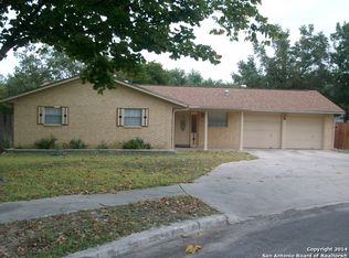 6506 Hoofs Ln, San Antonio, TX 78240