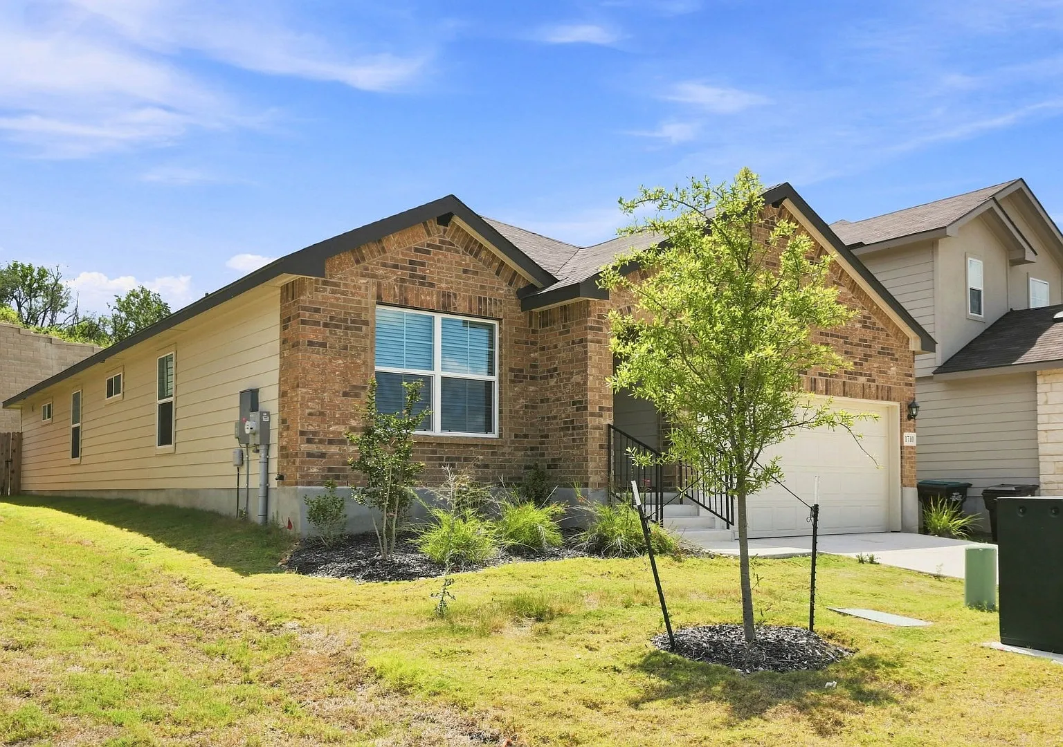New Construction! 4-Bed 2-Bath Home in Amhurst Community! Available Now! — Photo 2