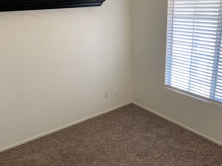 102 Goldenrod Ave — Photo 22