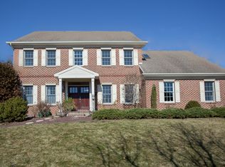 1247 Cardinal Way Rd, Hummelstown, PA 17036