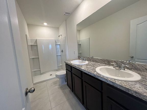 5th image of 1153 Blue Jay Way