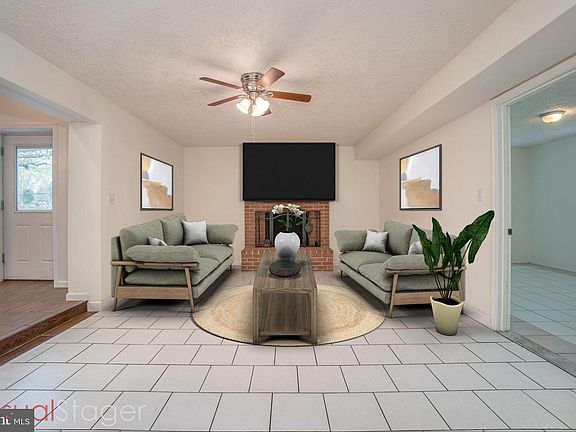 4th image of 503 Courtland Pl