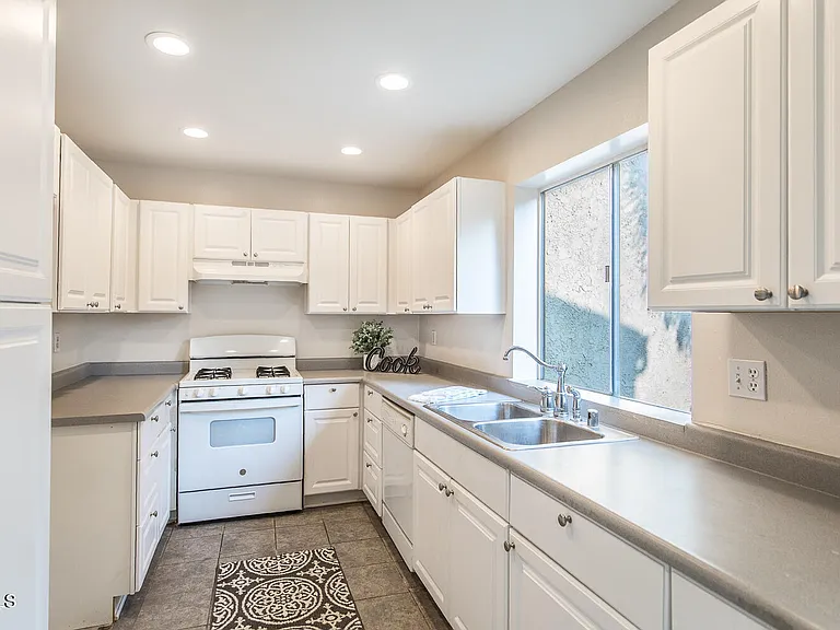 784 Seawind Way #784 — Photo 18