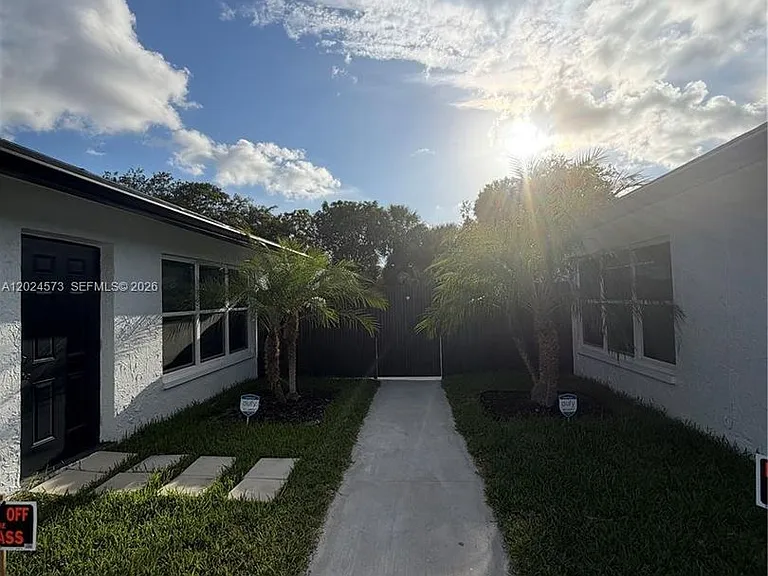 2769 NW 58th Ter #2769 — Photo 10