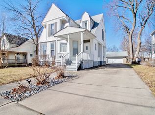 407 S Clayton St, Bloomington, IL