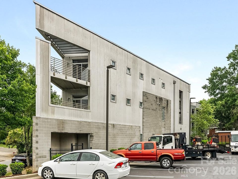 1st image of 1600 Fulton Ave Suite 206