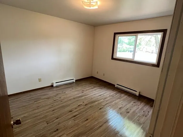2802 Jelinek Ave — Photo 8
