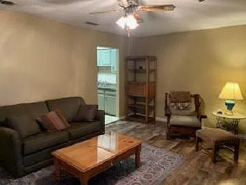 281 Highpoint Dr — Photo 7