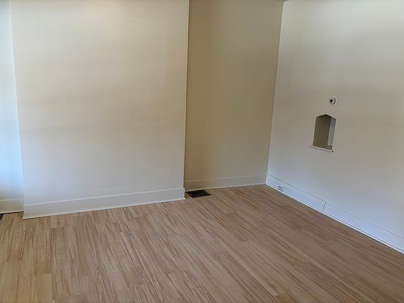 3rd image of 612 N Euclid Ave Floor 1