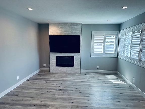 4th image of 346 La Crosse Dr