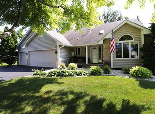 1117 Emerson Ct, Burnsville, MN 55337