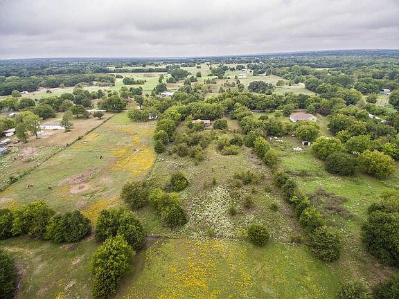 2nd image of 1559 County Road 134