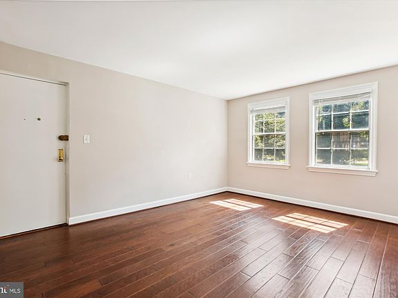 3rd image of 6506 Boulevard Vw Suite A1