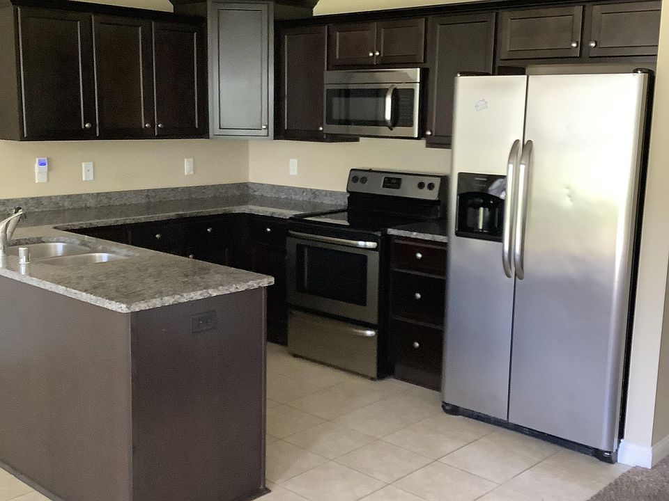1st image of 111 Bluegrass Dr