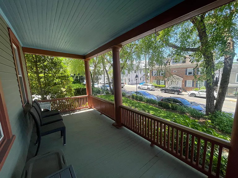 103 E Main St #B — Photo 3