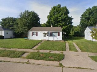 1310 Joyce Dr, South Bend, IN 46616