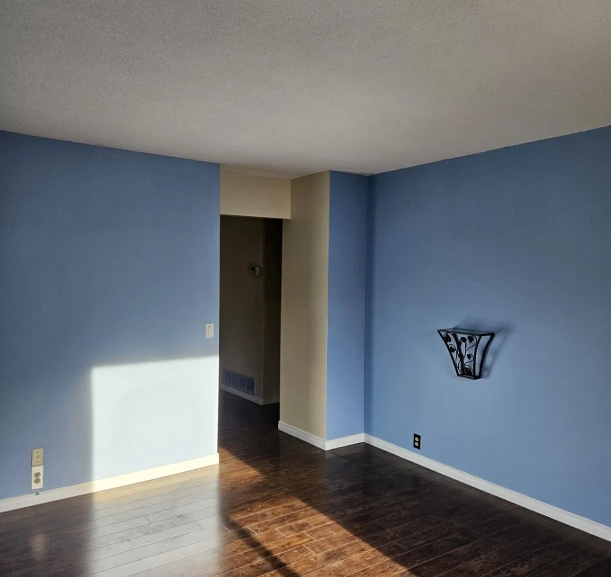 3 bed, $3,100 — Photo 4