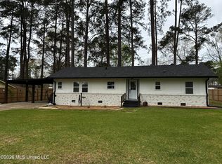 1203 Field Lark Ln NE, Brookhaven, MS 39601