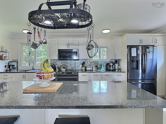 2nd image of 37 Johnson Rd
