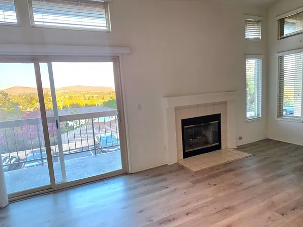 825 Warwick Ave, Thousand Oaks, CA 91360