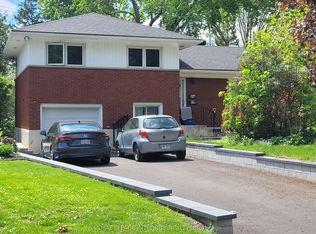 2748 Moncton Rd, Ottawa, ON K2B7W1