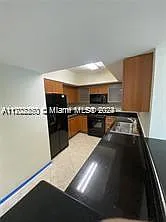La Perla Condo — Photo 3