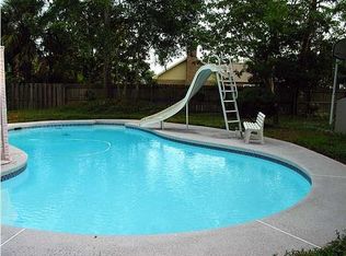 14 Hampton Cir, Niceville, FL 32578