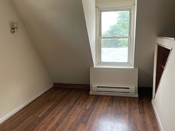 3rd image of 6804 Ditman St #C4