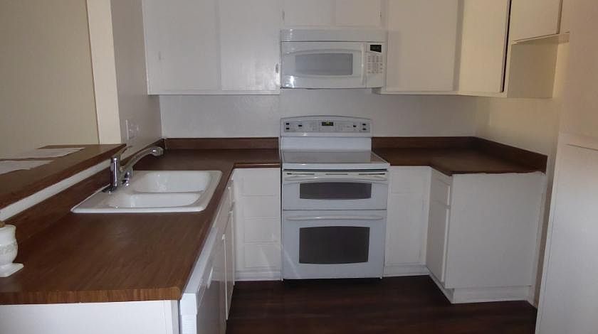 New sink and dishwasher in kitchen