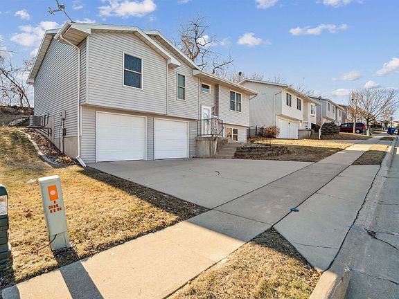3rd image of 2088 Golden Eagle Dr