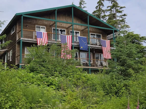 114 Zarembo Dr, Coffman Cove, AK 99918