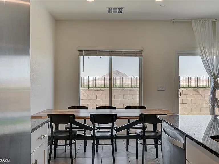 386 Larksong Ave — Photo 15