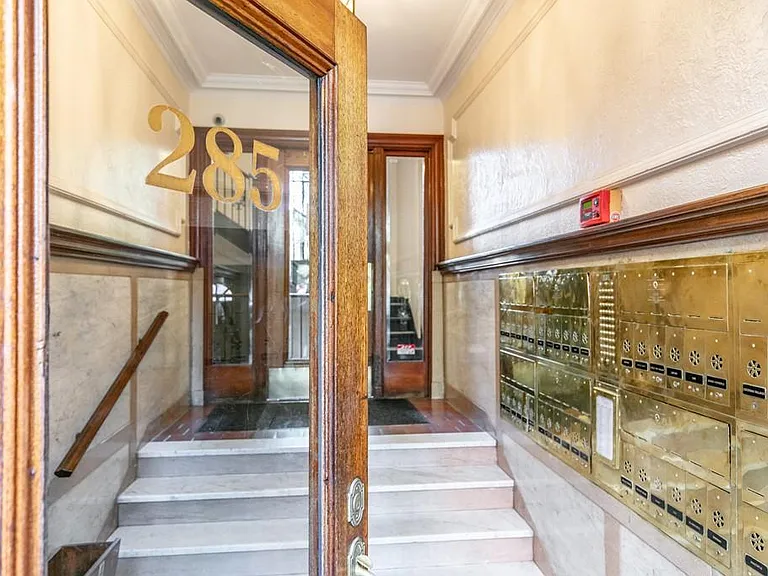 285 Harvard St #110 — Photo 2