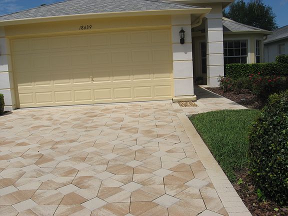 2nd image of 18439 Fairway Green Dr