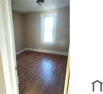5th image of 2955 N 1st St