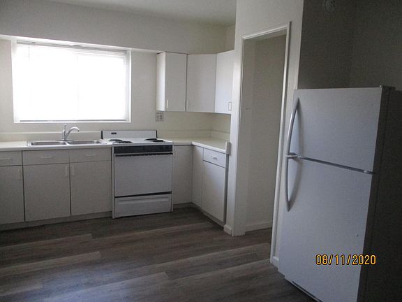 5th image of 7441 La Jolla Blvd APT 4