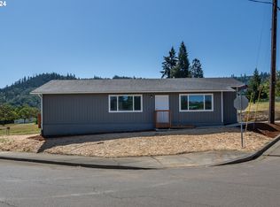 1420 Winston Section Rd, Winston, OR 97496